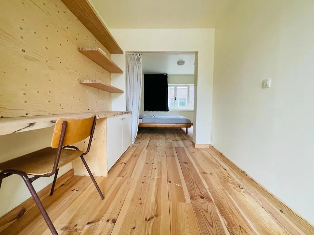 The Perfect Getaway In The Heart Of The City contacts
